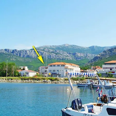 Elza Hotel 4*