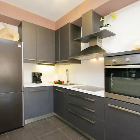 Hotel Elza 4*