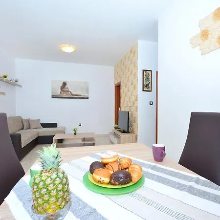 Hotel Elza