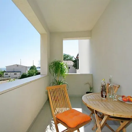 Hotel Elza 4*